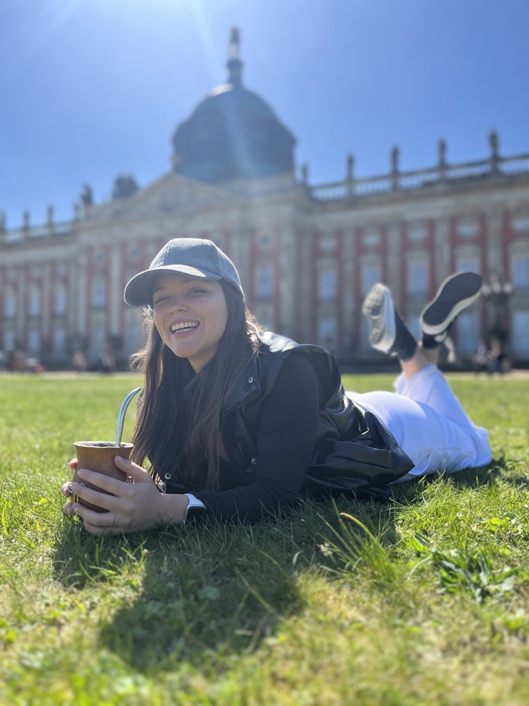 Antonella Mattia (24) – Technologies, Argentina